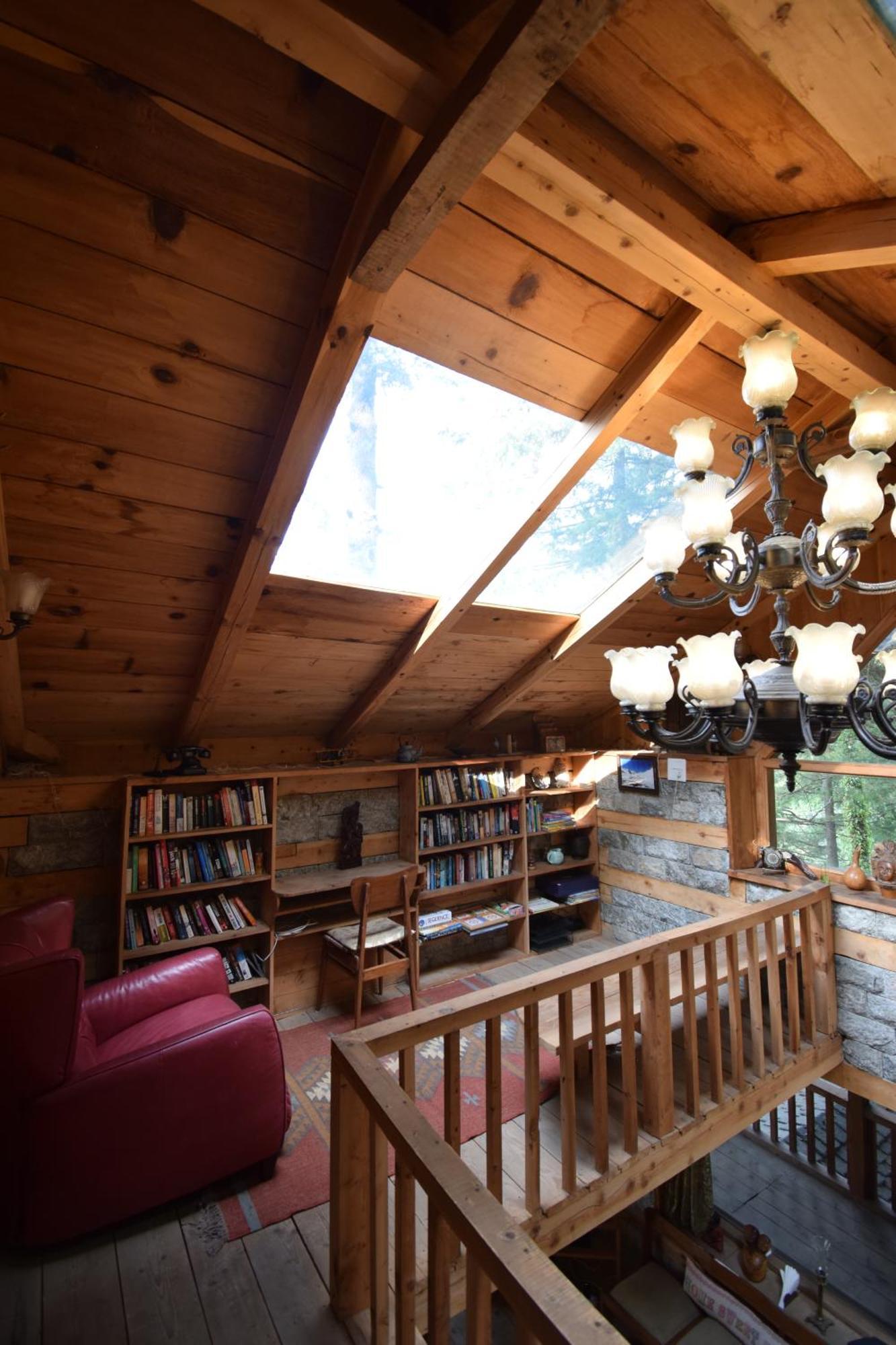 Kudrat - A Boutique Homestay- Tirthan Valley Gushaini Kültér fotó